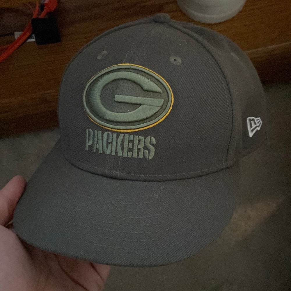 Salute to Service Green Bay Hat 7 7/8in